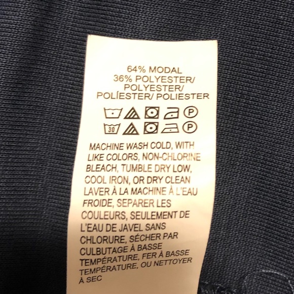 T-shirt with twist in the front - Picture 4 of 4